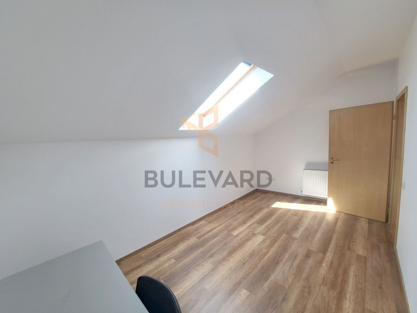 Apartament 4 camere 128 mp utili, centru Floresti - Poză 15