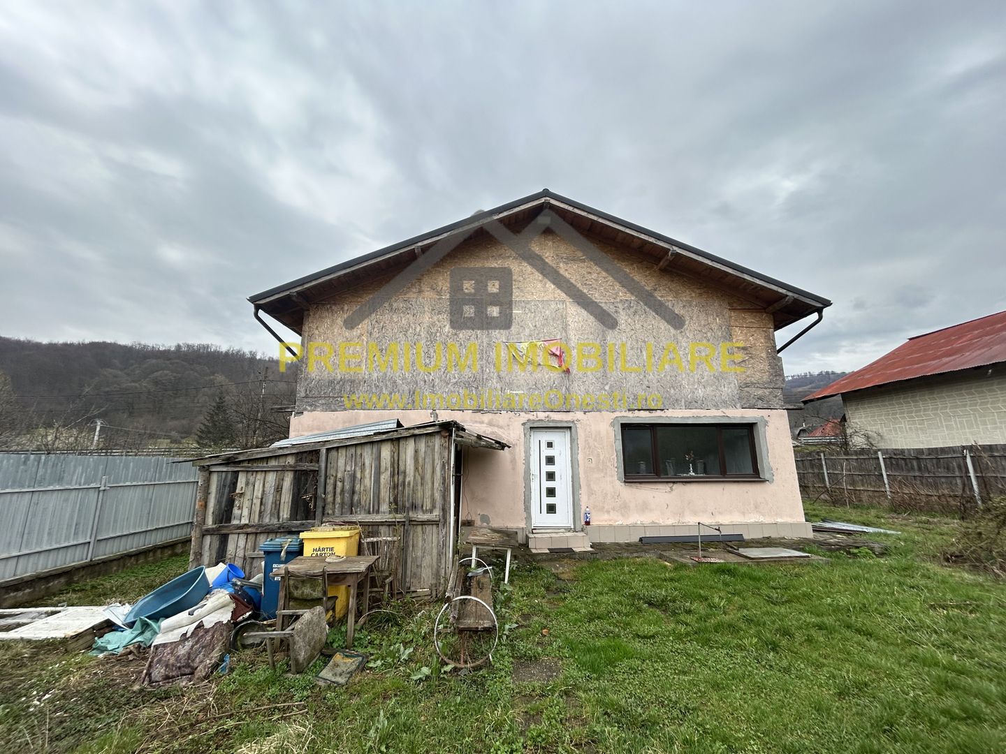 Casa de vanzare in Slanic Moldova . - Poză 12