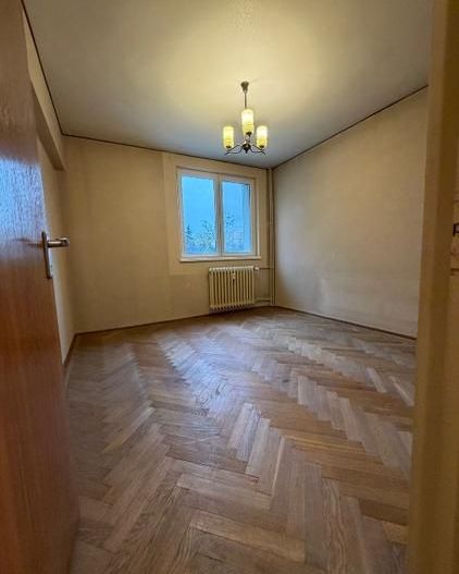 Vanzare 3 camere, 2 bai, etaj 2/4, Titan- Minis - Poză 4
