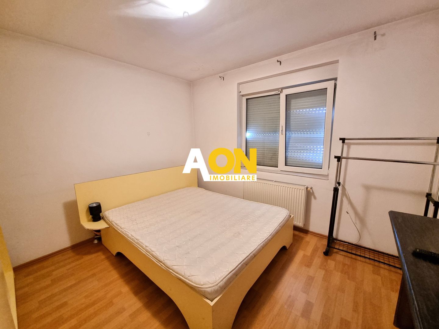 De vanzare apartament 3 camere decomandat bloc nou Cetate - Poză 6