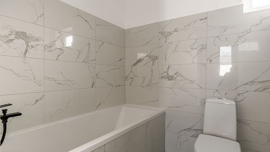 Casă de vânzare modernă și spațioasă – Comision 0%! - Poză 11