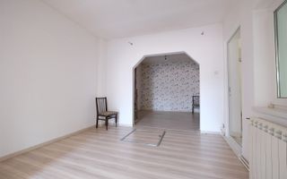 LACUL TEI - Tei Toboc, imobil teren 200 mp. plus casa din caramida - Poză 2