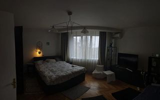Apartament 5 camere, garaj, 2 boxe subsol, 4/6, bloc interbelic . - Poză 7