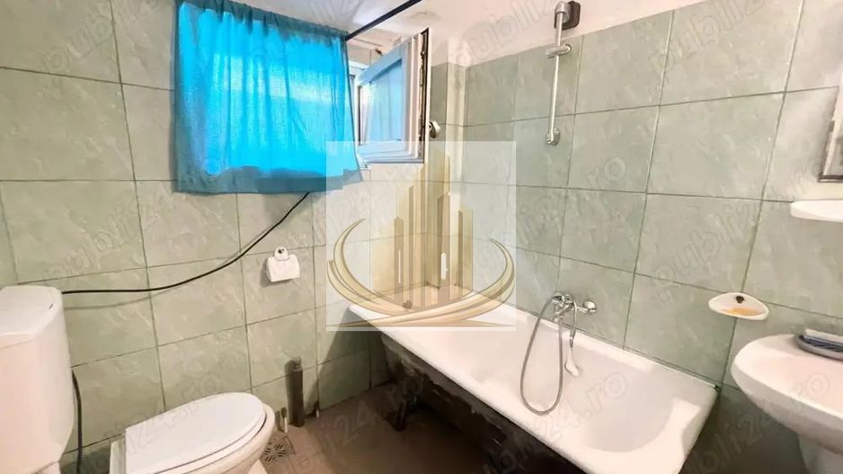 Casa de vanzare 3 apartamente zona Lipovei - Poză 3