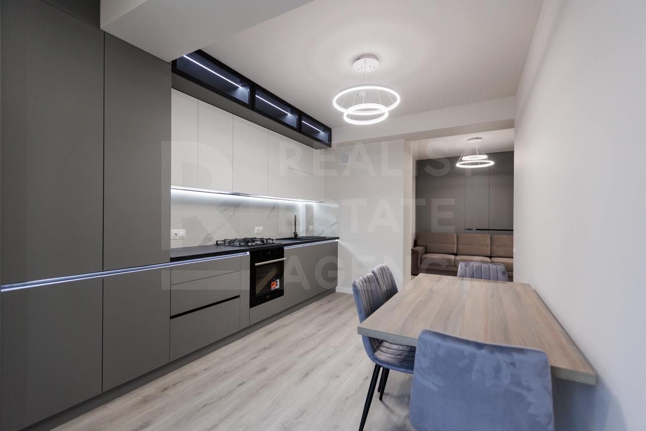 Vânzare, apartament, 2 camere + living, strada Jubiliară, Codru - Poză 4