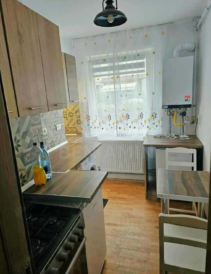 2 Camere 46mp la Parter Mobilat si Utilat Universitatea D. Cantemir - Poză 2