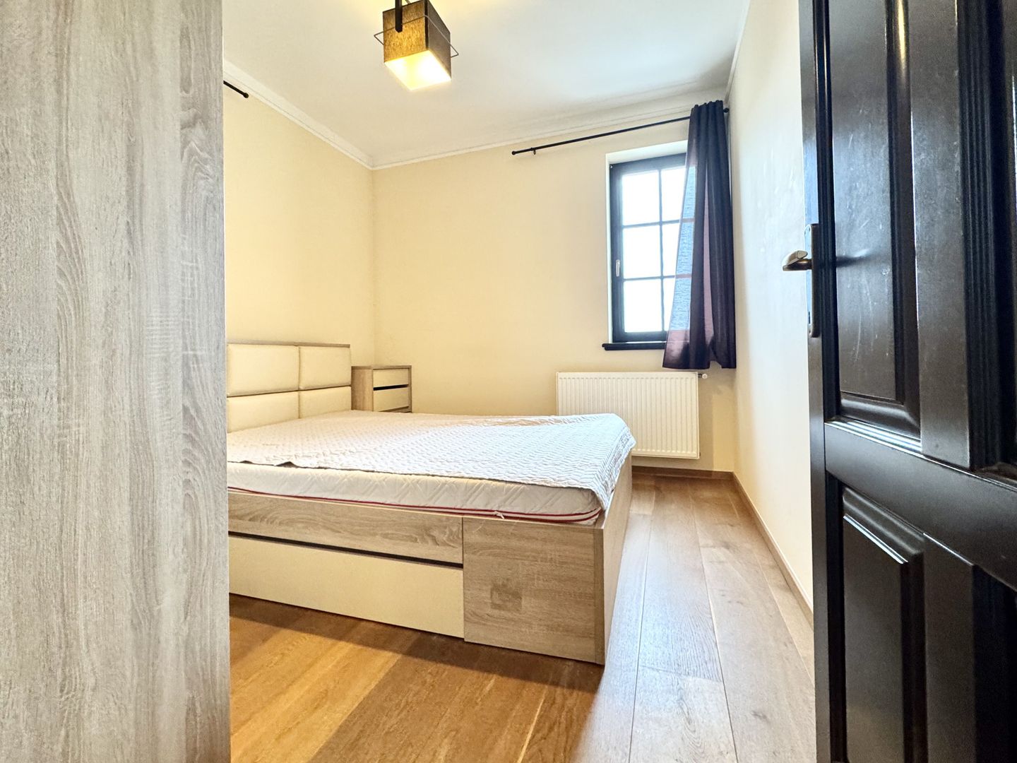 Spațiu, lumină și liniște – 2 Camere în zona Ronat - Poză 13