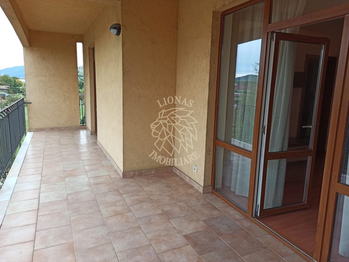 Apartament Nou 3 camere 92mp+balcon 20mp-etaj 1-Zona Sanovil Viisoara - Poză 8