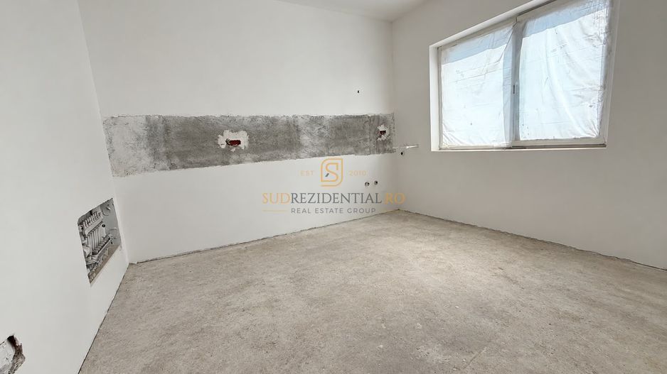Vila individuala / 4 Camere / 2 Bai / 320 mp teren / Zona linistita - Poză 5