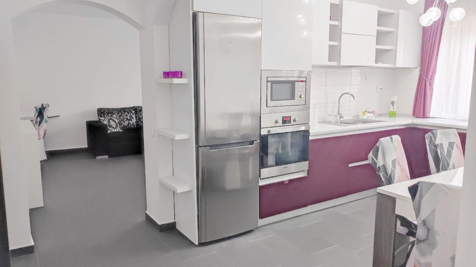 Apartament zona Magheru - Poză 1