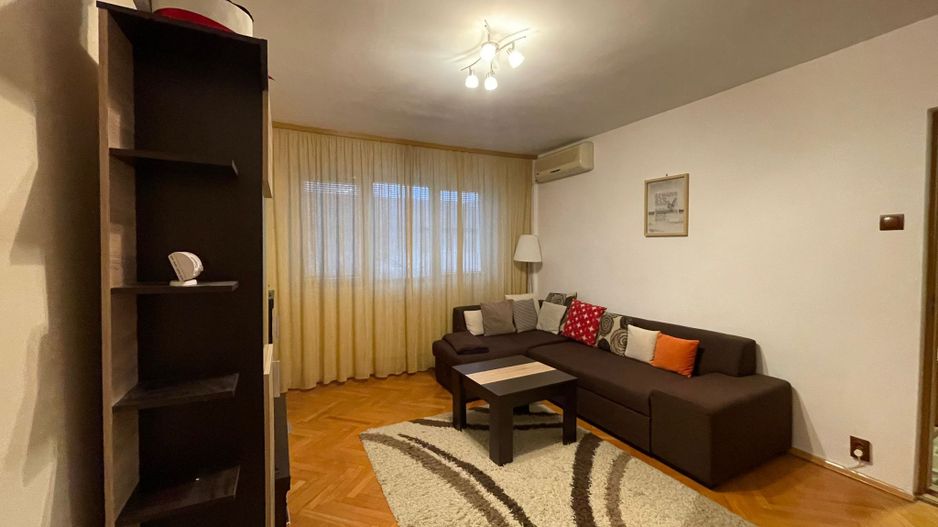 Apartament 3 camere, centrala proprie, zona excelenta! - Poză 2