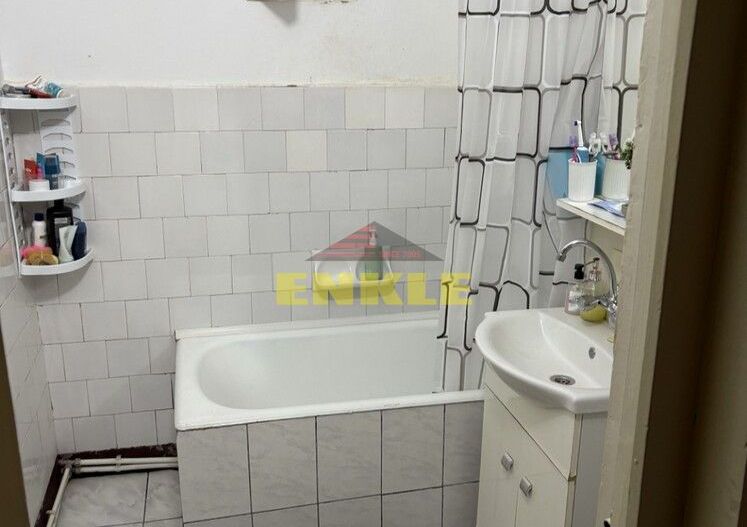 De vânzare apartament cu 3 camere semidecomandat, zona Carrefour - Poză 6