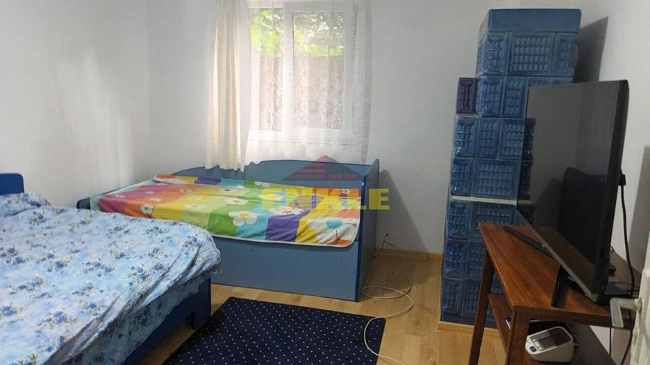 Casa , P+1+teren, 108 mp,Zona  Baisa ,teren 10000 mp,pret 150000 Euro - Poză 3
