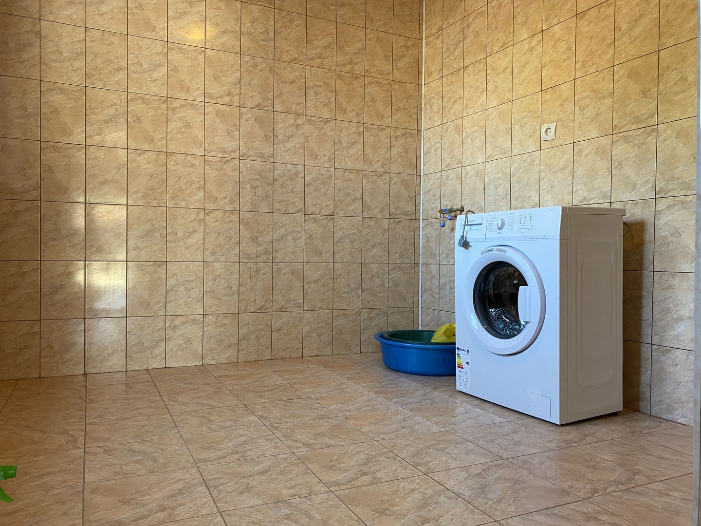 Vanzare casă P+1E cu garaj, beci și 653 mp teren-Valea Voievozilor - Poză 23