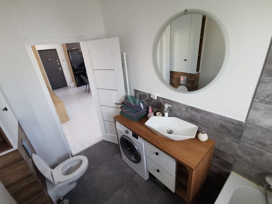 Apartament premium 3 camere cu terasă spectaculoasă și jacuzzi. - Poză 6