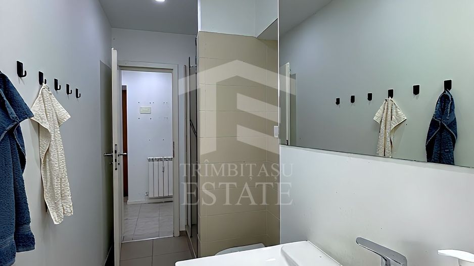3 camere decomandat renovat etaj 2 an 1996 SU 86mp Decebal - Poză 13
