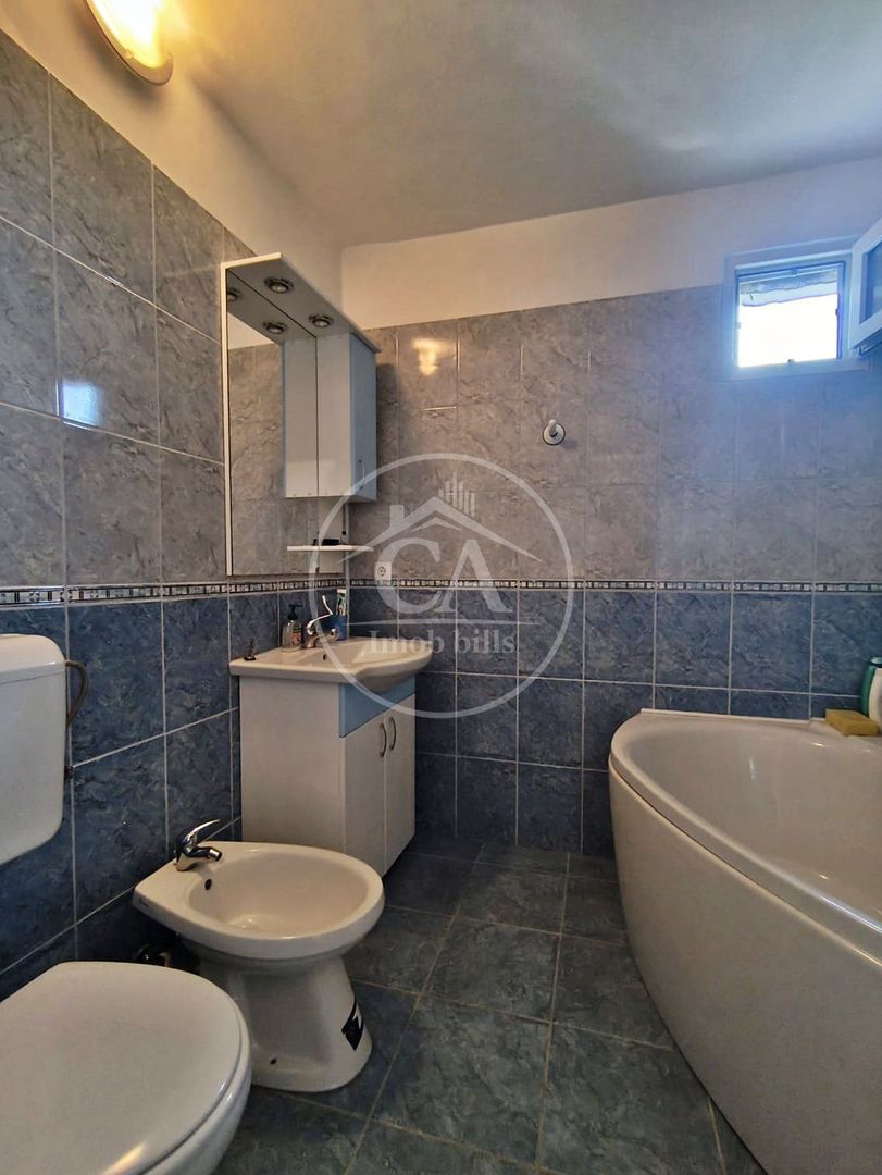 Apartament cu 2 camere de vânzare în zona Rogerius, Oradea - Poză 10