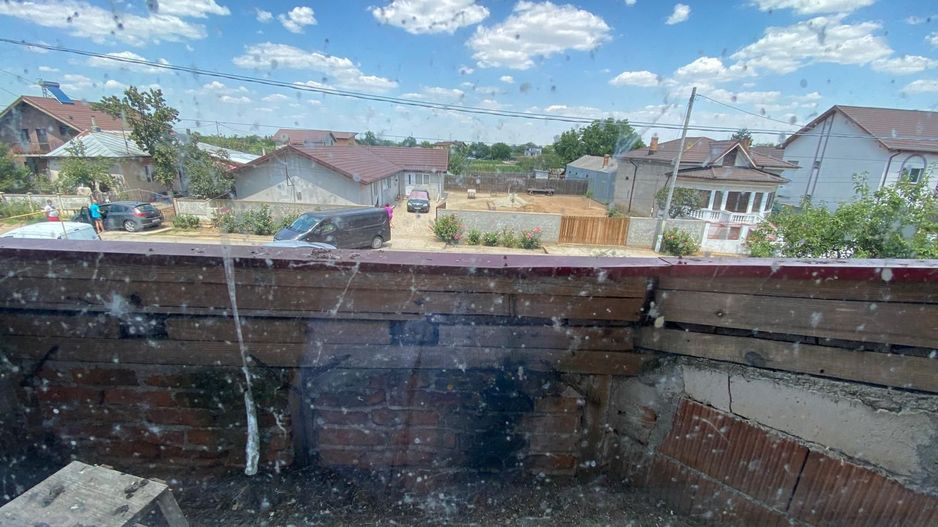 Adunatii Copaceni, vila la rosu P+1+M, teren 1044, teren 1044 - Poză 13