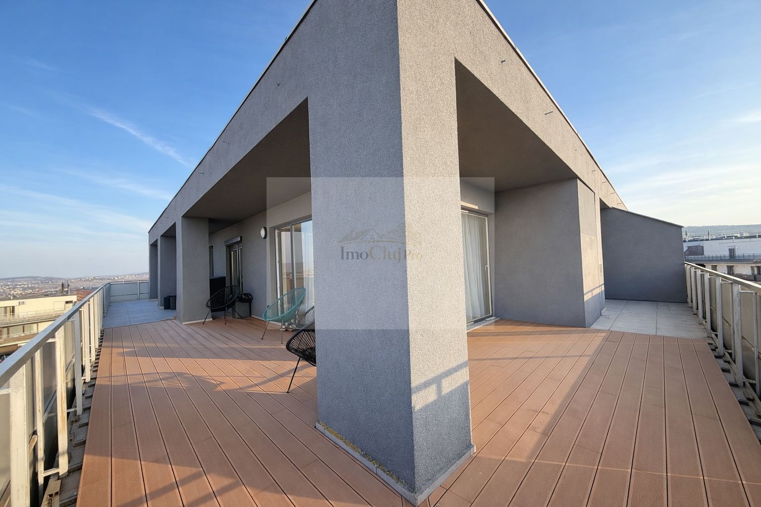 Vanzare 4 camere  + terasă 105 mp, view panoramic, Bună Ziua - Poză 12