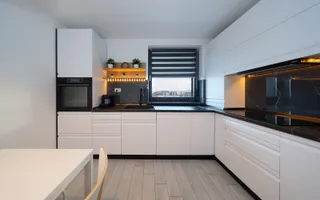 REZERVAT!   Apartament 2 camere,80 mp utili+parcare subterana-Coresi - Poză 14