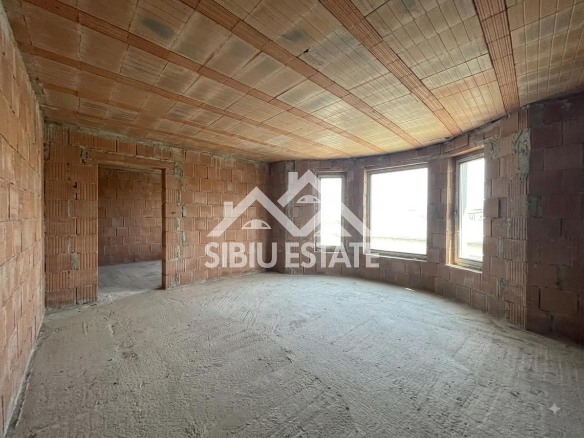 Casa Individuala in Sura Mare 5 camere, - Poză 7