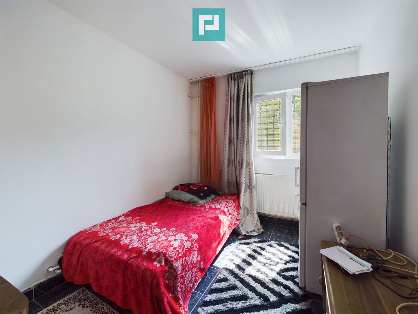 Garsonieră minimalistă în Vlaicu - Poză 1