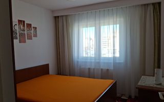 Apartament 4 camere 90 mp utili 2 băi 3 balcoane zona Ultracentrală - Poză 5