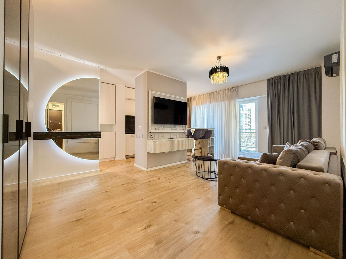 2 Camere 2 Bai Belvedere | Mobilat Utilat Modern - Poză 1