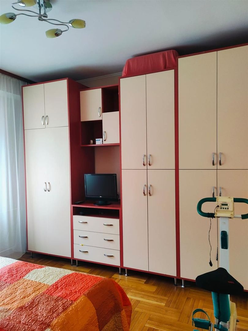 Apartament 3 camere pe Stefan Cel Mare - Poză 3