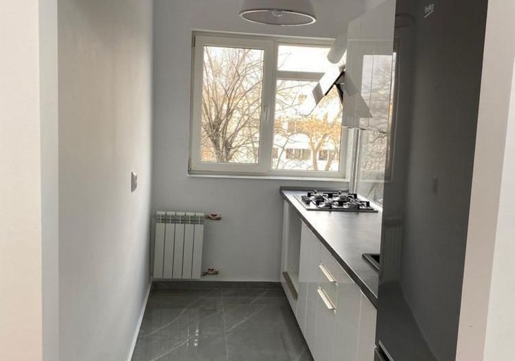 Ag BRASADAS închiriază ap 2 cam et 4 Piata Victoriei. - Poză 6