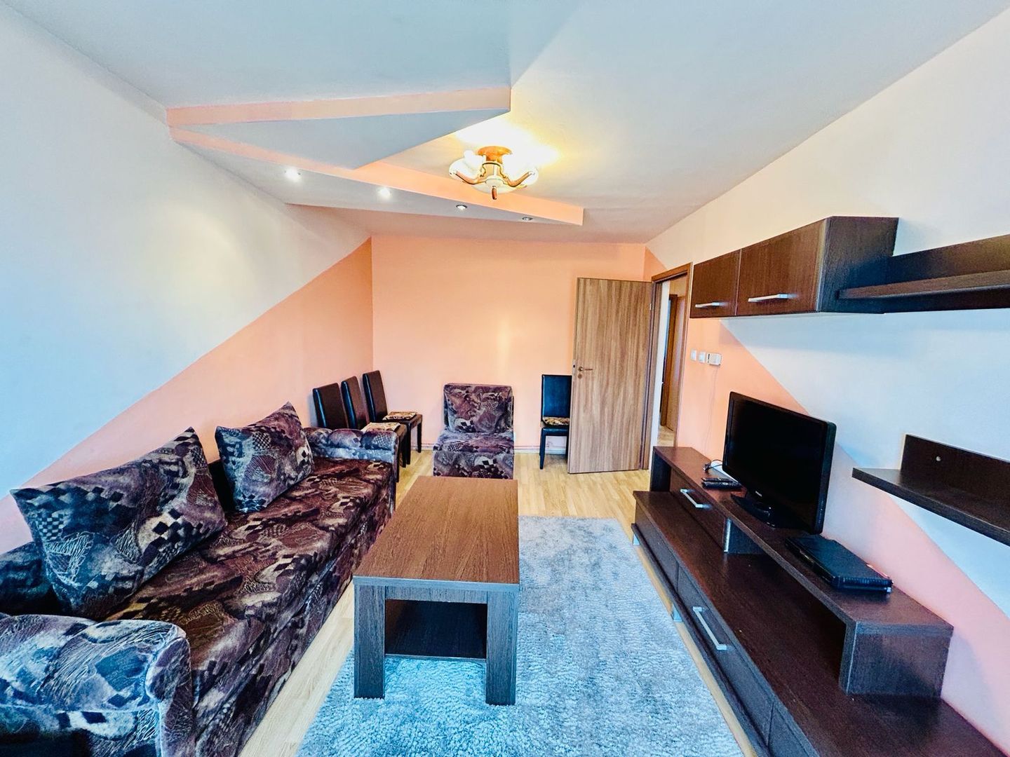 Apartament de închiriat în Sibiu – 3 camere,balcon, zona Nicolae Iorga - Poză 4