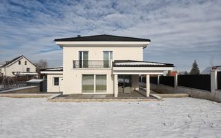 Casă ideală pentru familie în Brașov, Bunloc – spațioasă, luminoasă, priveliște - Poză 18