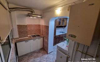Apartament 2 camere decomandat zona Nicolina II - Poză 5