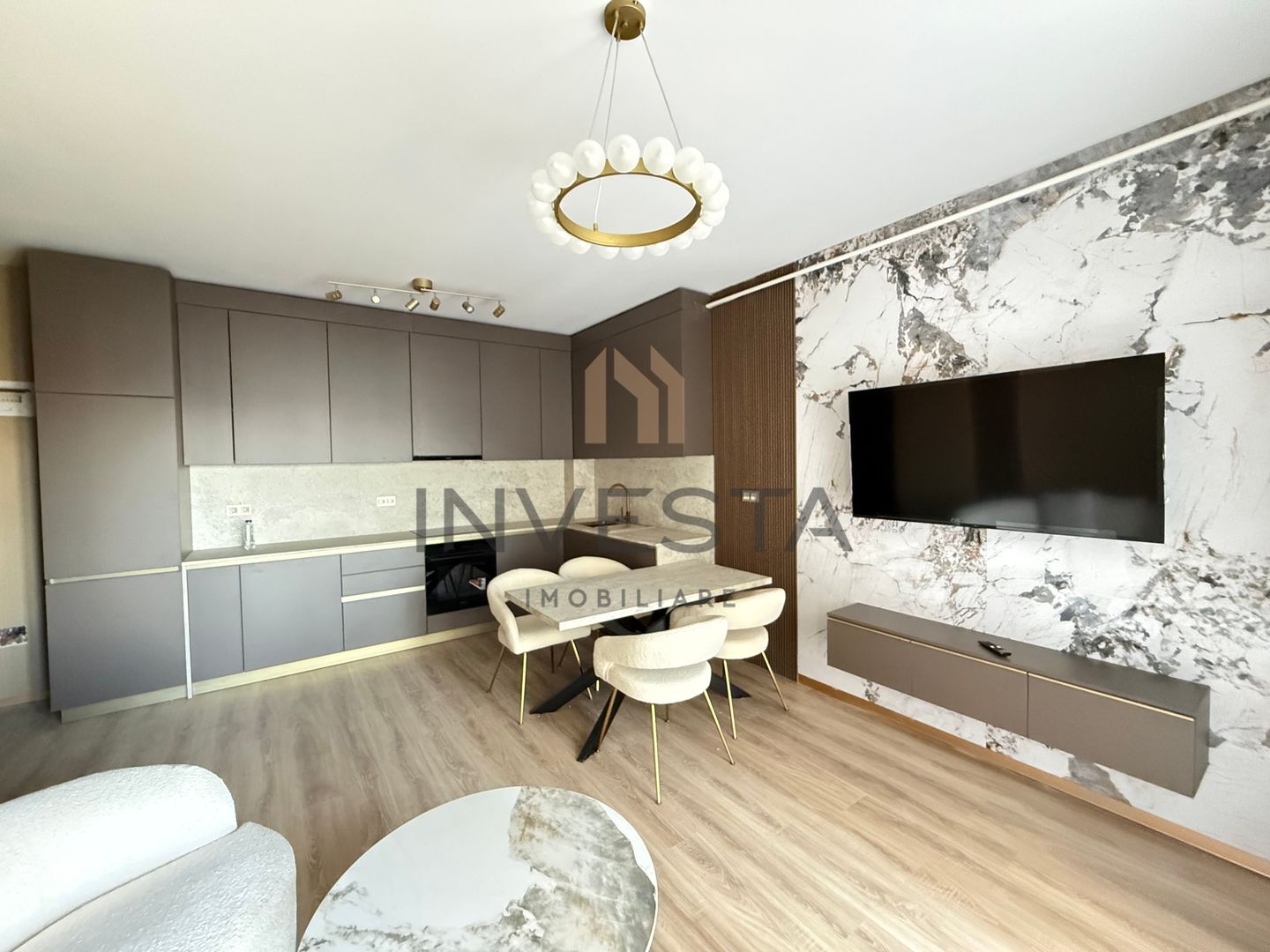 Apartament 2 camere cu balcon, etaj intermediar, bloc nou, Floresti - Poză 1