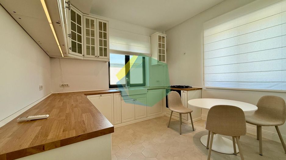 Vilă Premium în Corbeanca | Terasă Spațioasă & Curte Amenajată - Poză 13