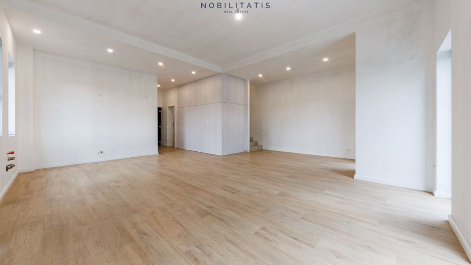 Duplex de vanzare la liziera padurii - 130 mp, 4 bai & 4 dormitoare - Poză 37