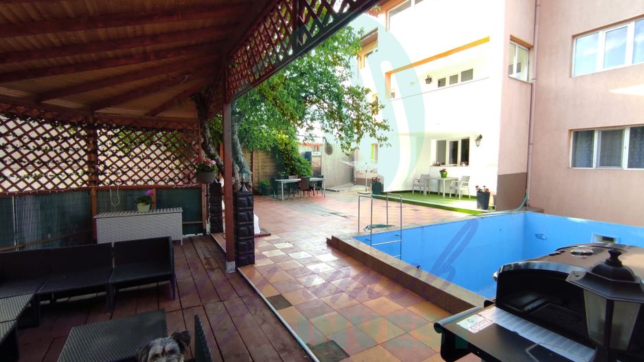 Casa cu teren de 792 mp - Poză 4