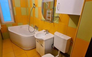 GARSONIERA PIATA SUDULUI, BUCATARIE INCHISA, MOBILAT/UTILAT MODERN - Poză 5