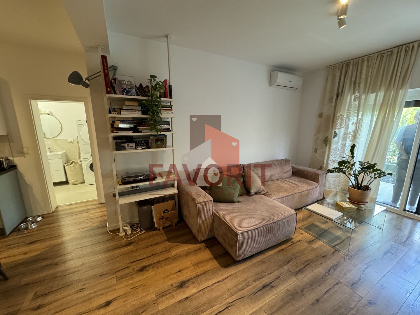 Gradina proprie. Mobilat si utilat. 3 locuri de parcare. Timisoara Aradului - Poză 6