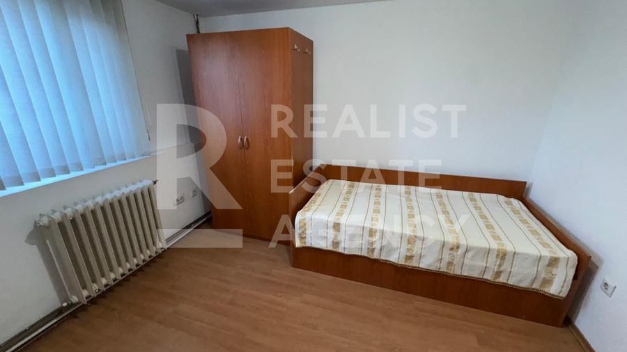 Vilă spațioasă, 6 camere, Copou -Sărărie - Poză 13