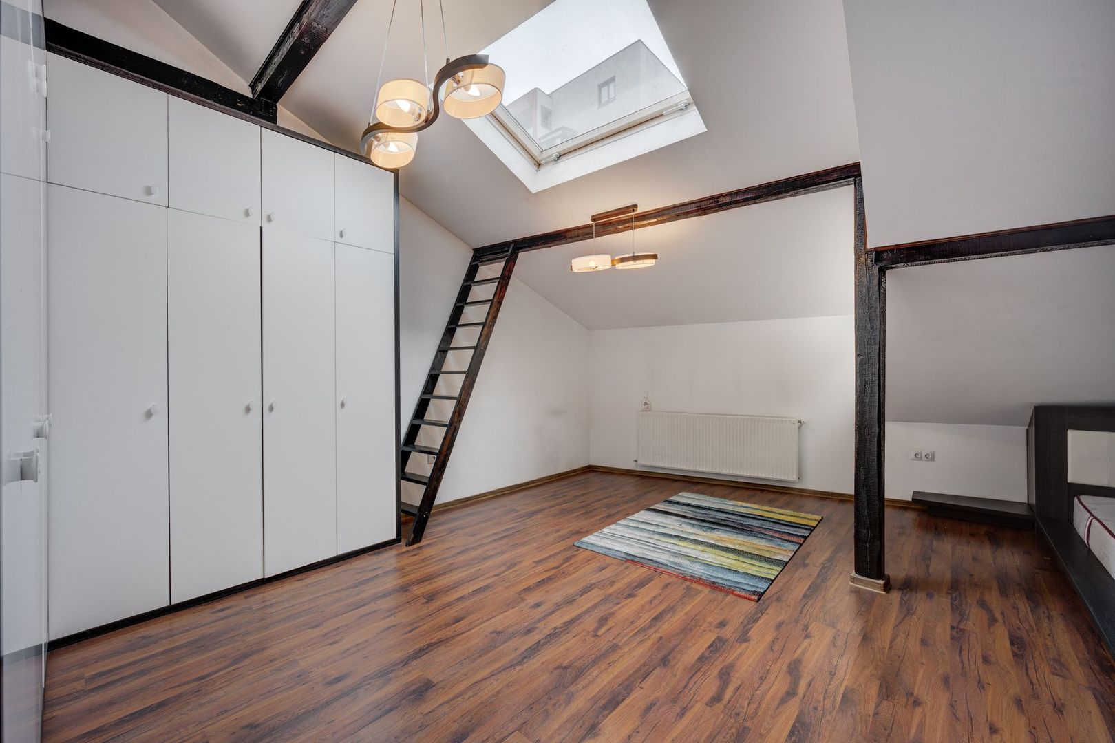 2 Apartamente  in Vila 5 Cam Metrou Basarab Gara de Nord - Poză 28