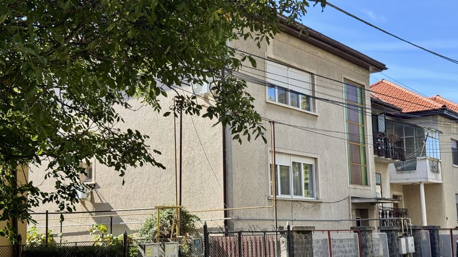 Str. Pomiculturii: Apartament cu 3 camere in Vilă Tip Duplex - Poză 1