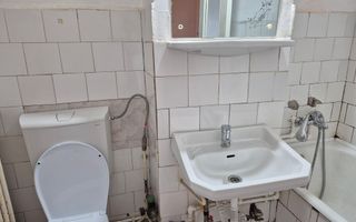 Inchiriez Gars., zona Profi(langa K3), in B1, et 3, balcon, din 3 Oct. - Poză 8