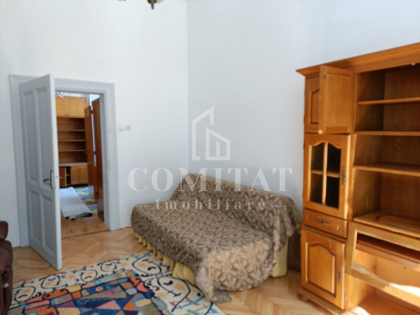 Casă individuală de închiriat cu 4 camere | Gruia | 7 Străzi - Poză 3