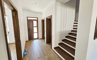 Casa tip insiruit, 4 camere, 2 bai, finisata la cheie, Cetate - Poză 6