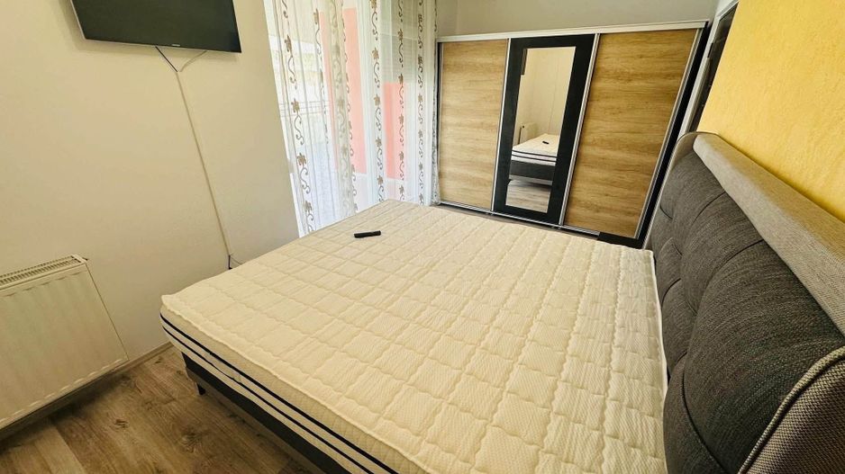 Apart. 3 camere, Ared R 18 pe str. Tudor Vladimirescu - Oradea - Poză 2