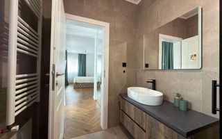 Duplex modern cu curte proprie, în zonă liniștită, aproape de pădure. - Poză 5