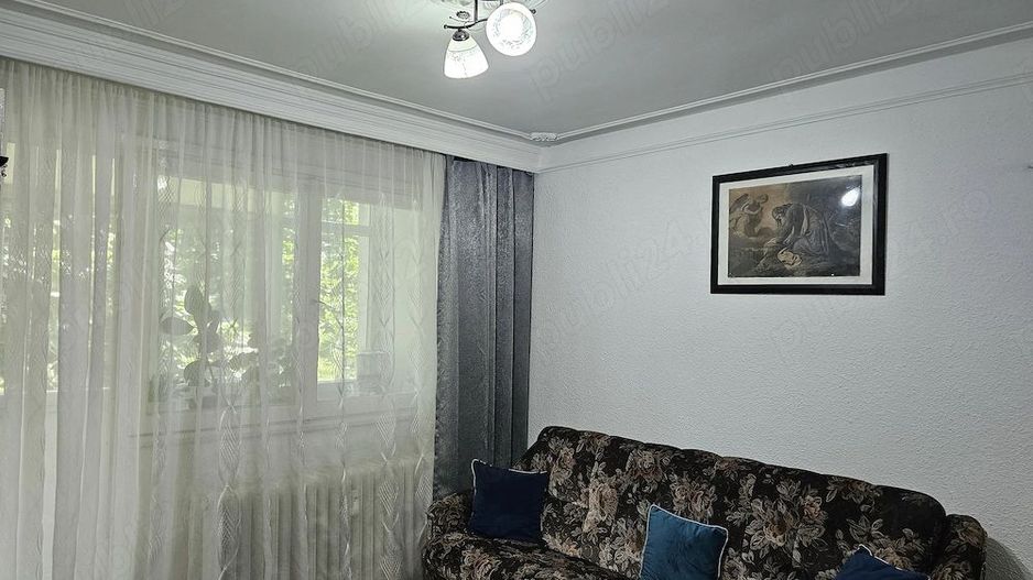 Apartament 3 camere, et. 1, SD 67 mp. Cantemir 116000 euro - Poză 3