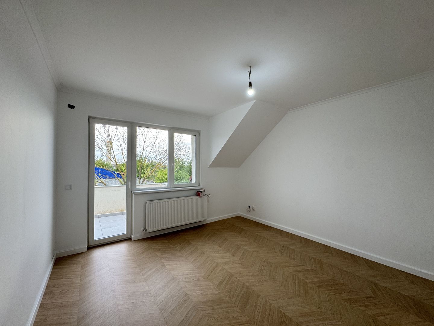 Apartament nr.19 cu 2 camere, boxa si parcare incluse in pret - Poză 3