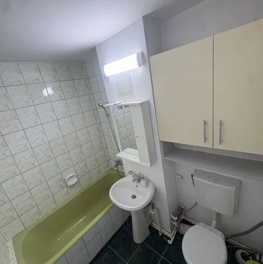 Apartament 2 camere 60 mp-zona Nicolina-Belevedere - Poză 8